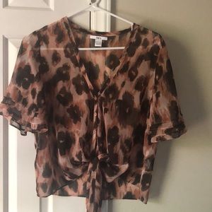 Cute Bar III floral blouse